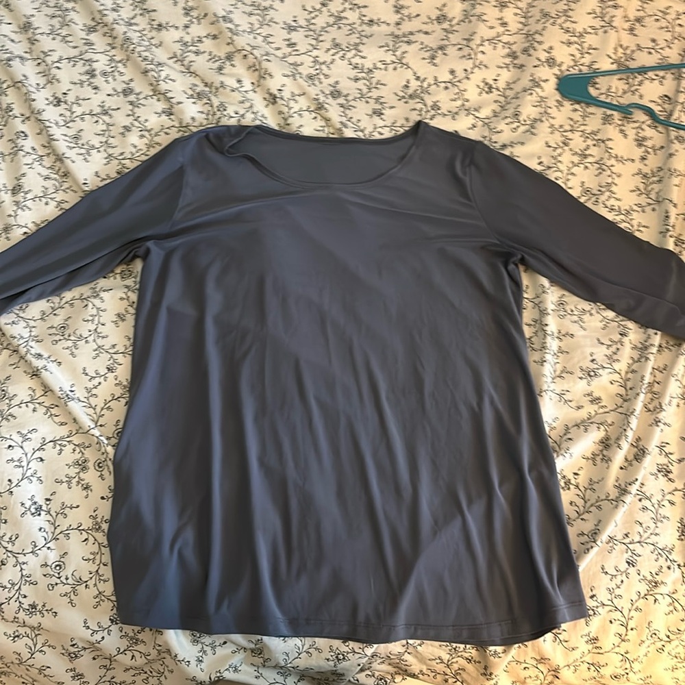 Women’s quarter inch shirt